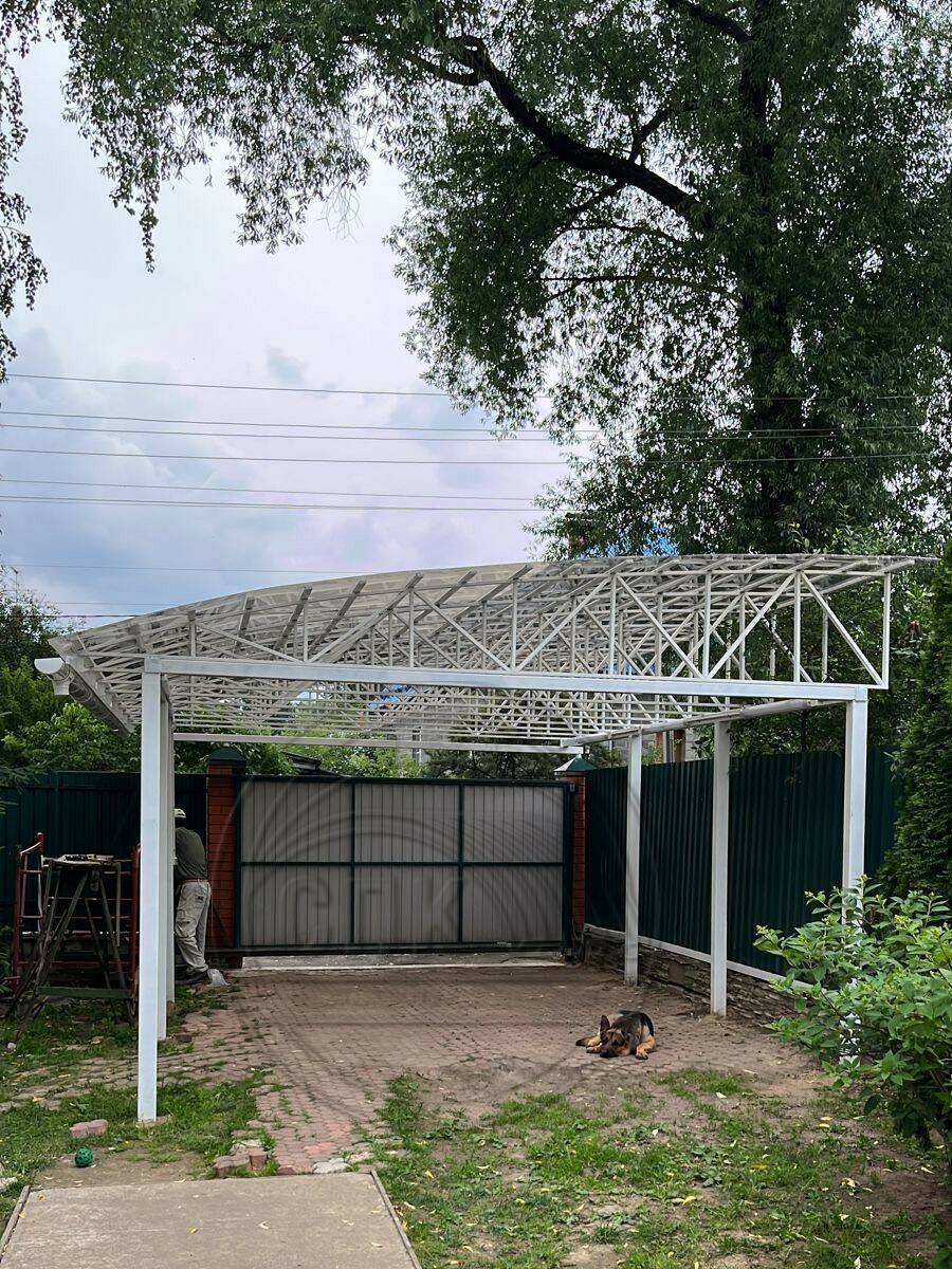 Навес из сотового поликарбоната 10мм опал Полигаль